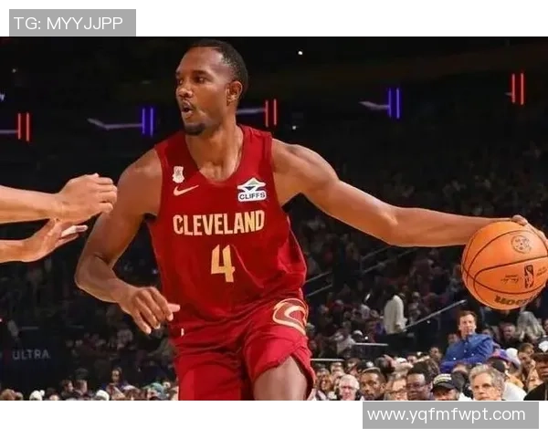 米切尔火力全开轰下35分率队取胜全面表现展领袖风范